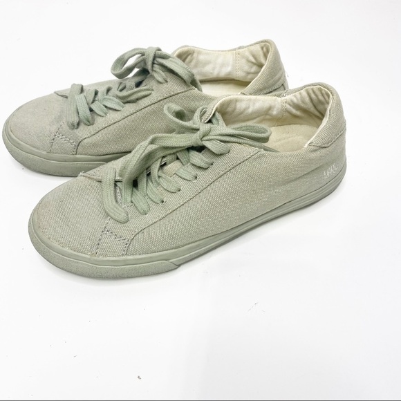 Madewell Sidewalk Low-Top Sneakers in Monochrome Canvas in sea foam green - Picture 2 of 10